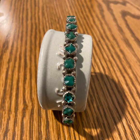 ZUNI Jewelry - Zuni Turquoise Braclet Cuff